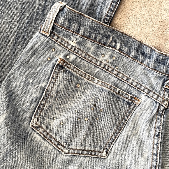 JUICY COUTURE | Women’s Light Wash Low Rise Distressed 90s Jeans Size 31 - Picture 7 of 11